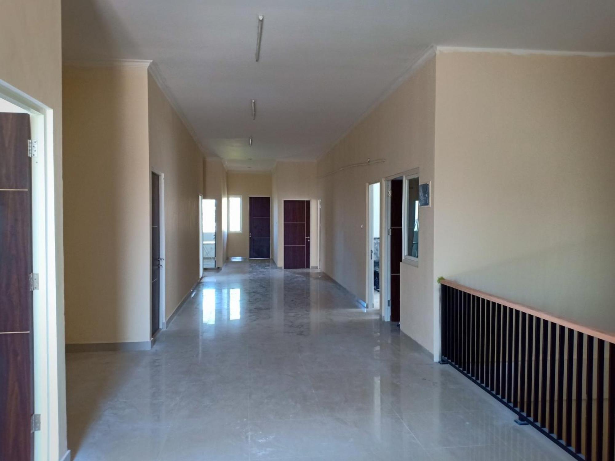 Reddoorz At Sukomanunggal Surabaia Exterior foto